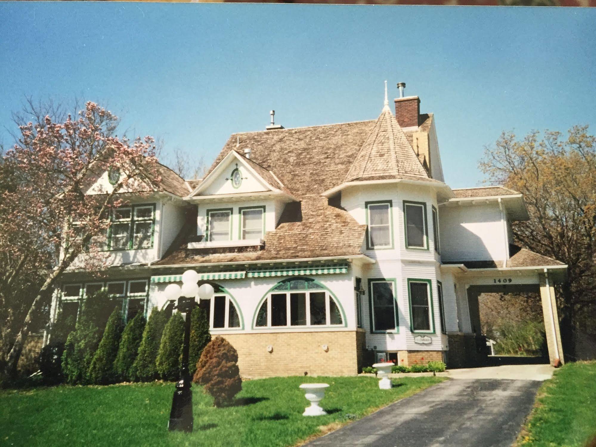 Chestnut Charm Bed & Breakfast Atlantic Exterior photo